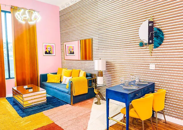 Dolly\'S Art Deco - Luxe Stay Near Broadway
